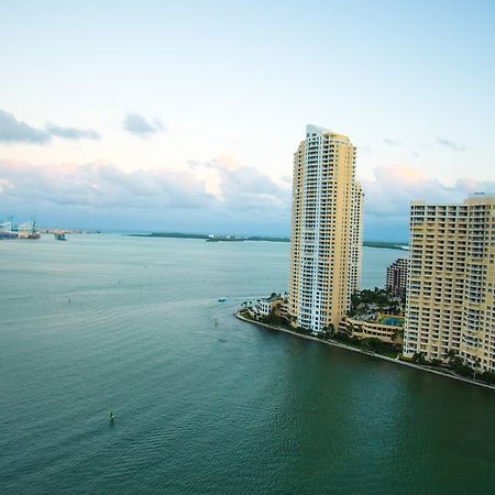 Bayfront Suites By Yourent Miami Esterno foto